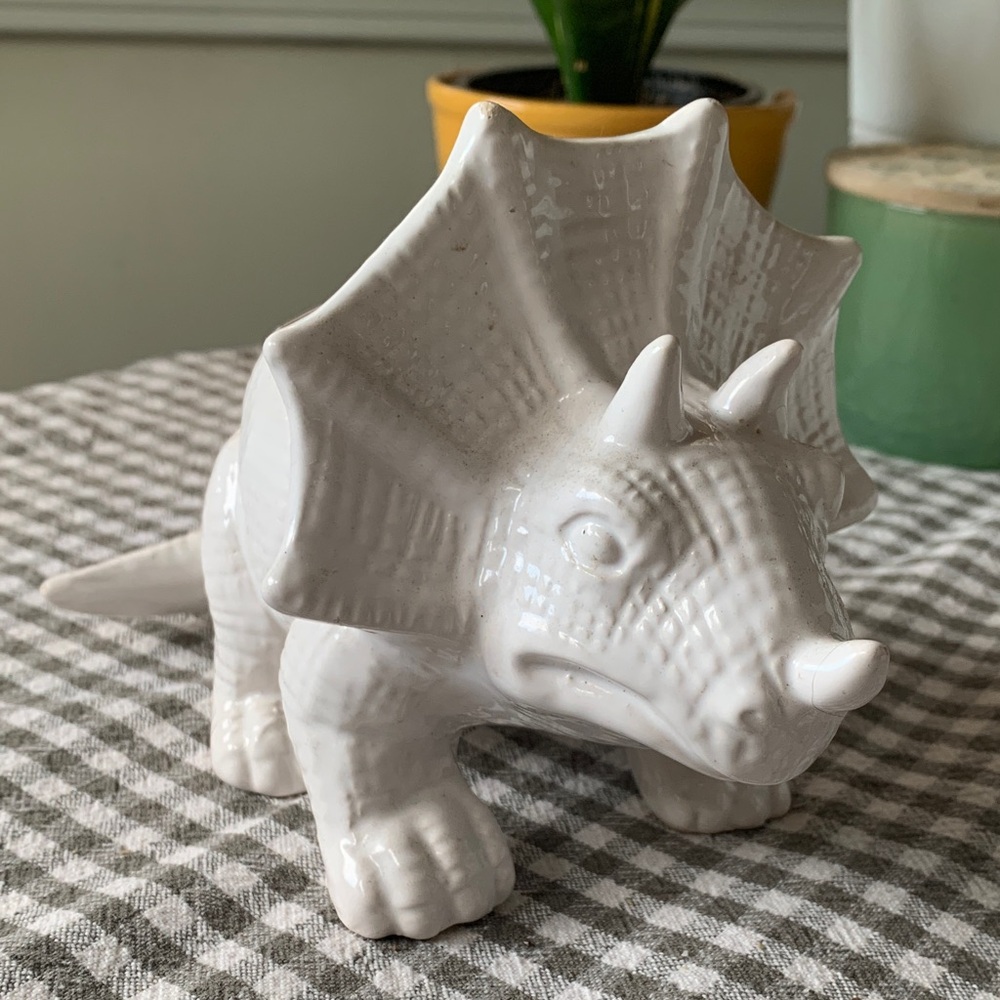 White ceramic triceratops plant holder